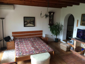 Holiday House Cervena Veza